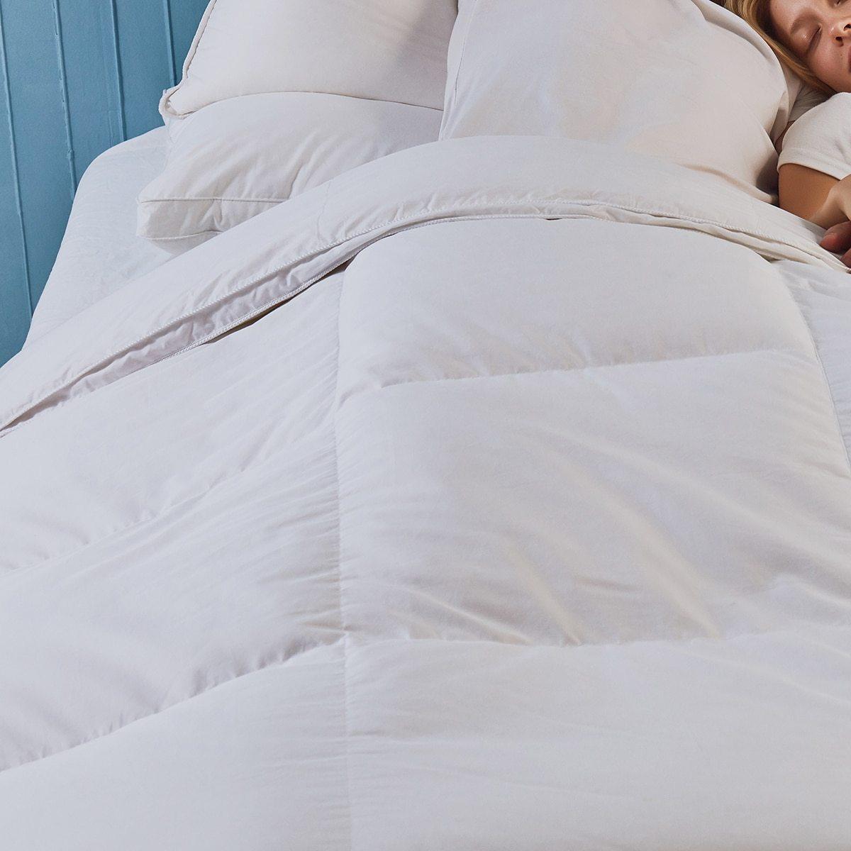 Abripedic-Duet-Goose-Comforter-Individualized-Warmth-for-Him-Her-Down-Comforters-3.jpg