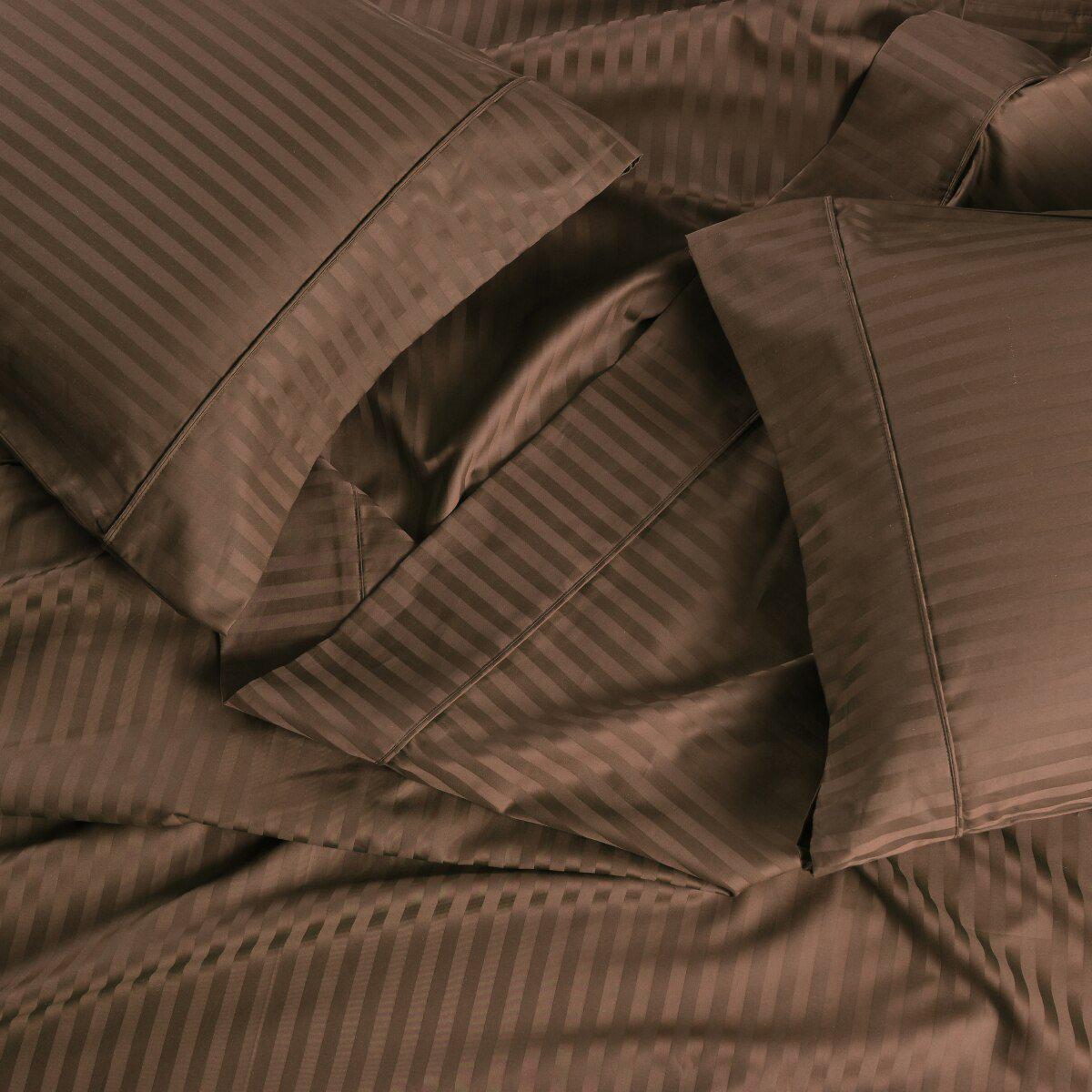 Top-Split-Head-Split-California-King-Sheet-Set-650-Thread-Count-Damask-Stripe-Sheet-Set-Top-Split-Calking.jpg